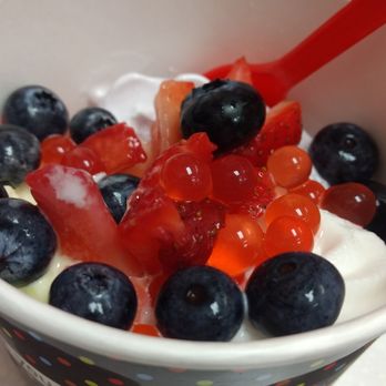 Red Mango - This is my quick fix mash up, taro, original yogurt, blue berries, and red boba - Ice Cream & Frozen Yogurt Near Me - West Lafayette, Indiana