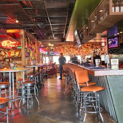Razzoo's Cajun Cafe - Bar