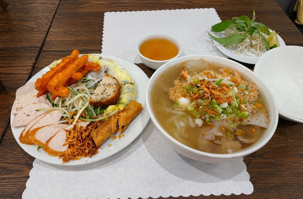 Banh Cuon Thanh Tri