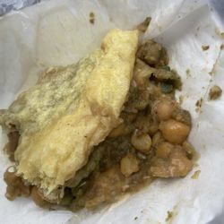 Salim's Hot and Tasty - We got doubles, pholourie and shrimp wontons! Sooooo good