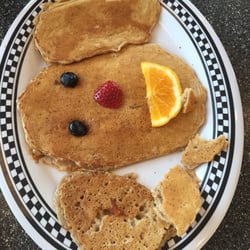 Wimpy & Dee's Diner - Kids oatmeal pancakes