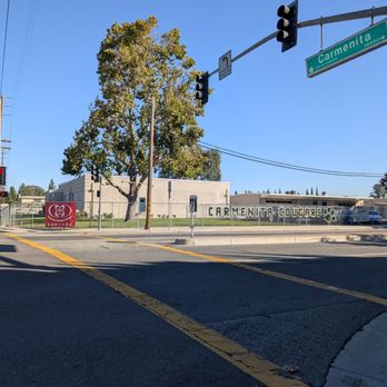 Cerritos Chinese School - Banner outside Carmenita middle school on Saturdays - Language Schools Near Me - Artesia, California Cerritos Chinese School - Banner outside Carmenita middle school on Saturdays - Language Schools Near Me - Artesia, California