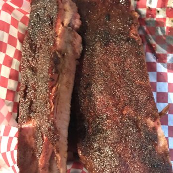 ZZQ Smokehouse - Barbeque Near Me - Eagan, Minnesota