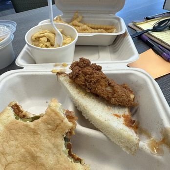 Babas Hot Chicken & Brews - Platter- chicken tender, Mac & cheese, bbq chicken sandwich, and fries. - Chicken Wings Near Me - Audubon, Pennsylvania