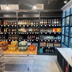 Bond St. Wines