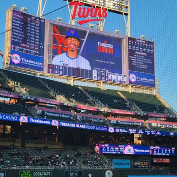 Minnesota Twins - Professional Sports Teams Near Me - Minneapolis, Minnesota