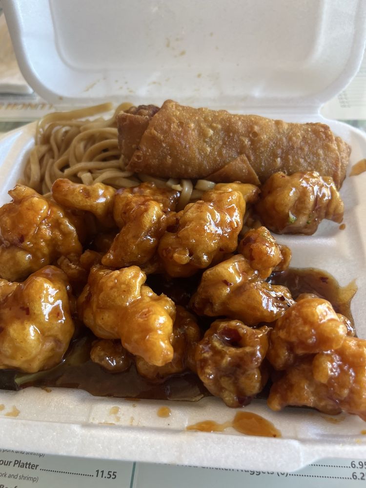 Dragon's Garden Logo