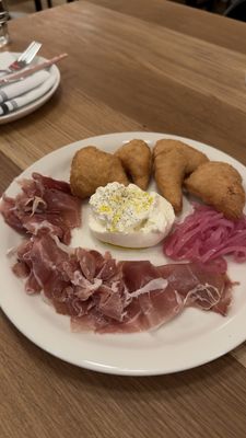 Delarosa Palo Alto by null