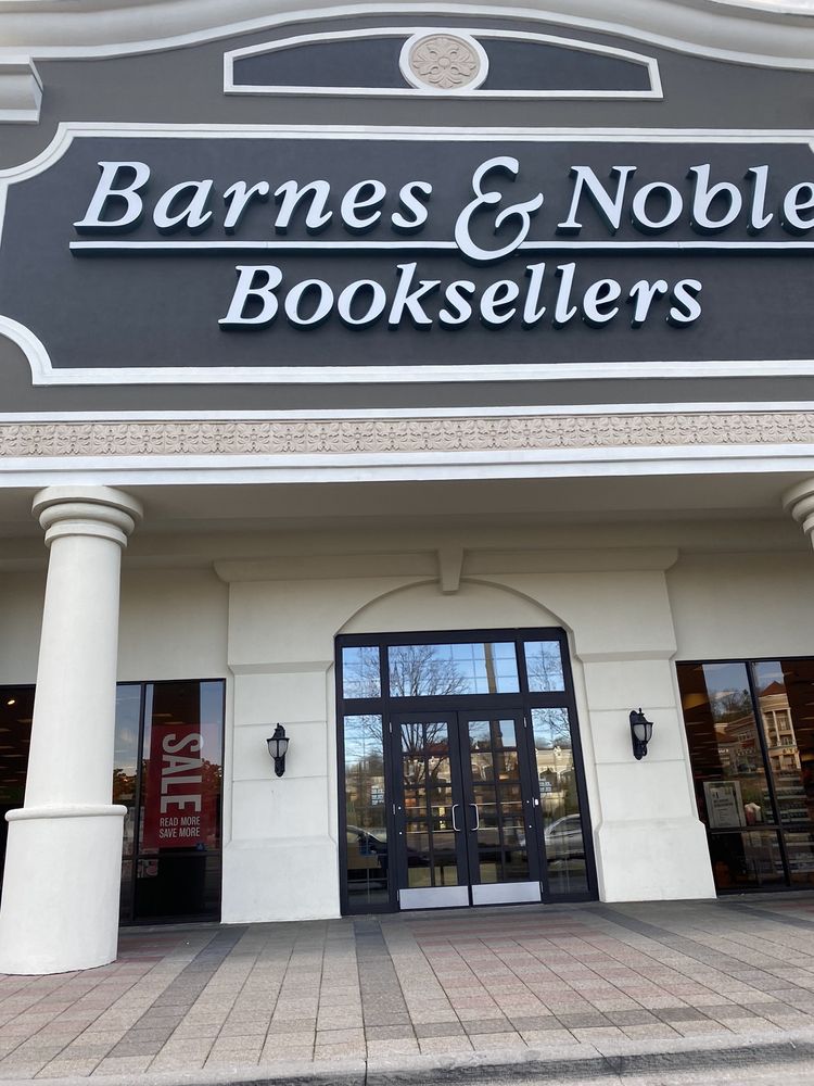 BARNES & NOBLE BOOKSELLERS 36 Photos & 29 Reviews 201 Summit Blvd
