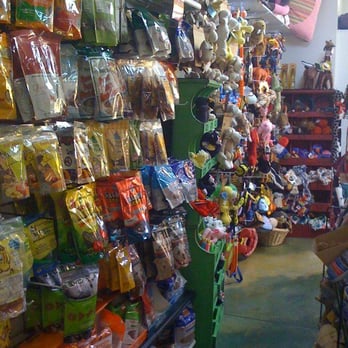 Chewy's Bonetique - Pet Stores Near Me - Denver, Colorado