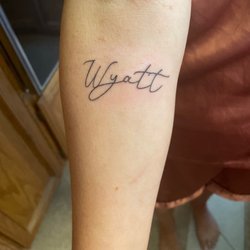 Artsy Culture Tattoo & Art Collective