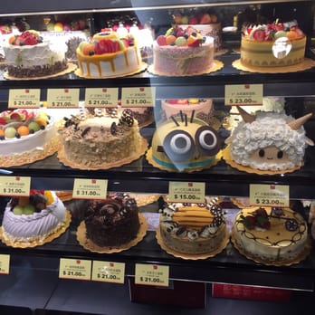 Yaohan Centre - Cake assortments - Shopping Centers Near Me - Richmond, British Columbia
