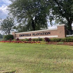 Crowfield Plantation - 05/24: Great to be home visiting the entire family. 4 hour drive wasn't too bad. Hometown to me and Rey.