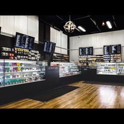 APEX Cannabis - Apex Cannabis. Huge selection of flower, extracts, pre-rolls, edibles, topicals and vape cartridges. CBD available.