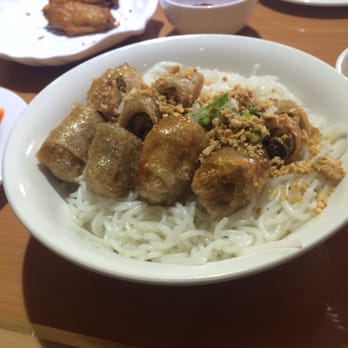 Pho Rainbow - Spring rolls bun (found under Rice Vermicelli section) - Vietnamese Near Me - Staten Island, New York Pho Rainbow - Spring rolls bun (found under Rice Vermicelli section) - Vietnamese Near Me - Staten Island, New York