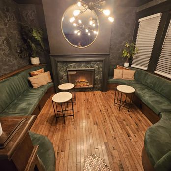 The Davis - Lobby - Hotels Near Me - San Diego, California