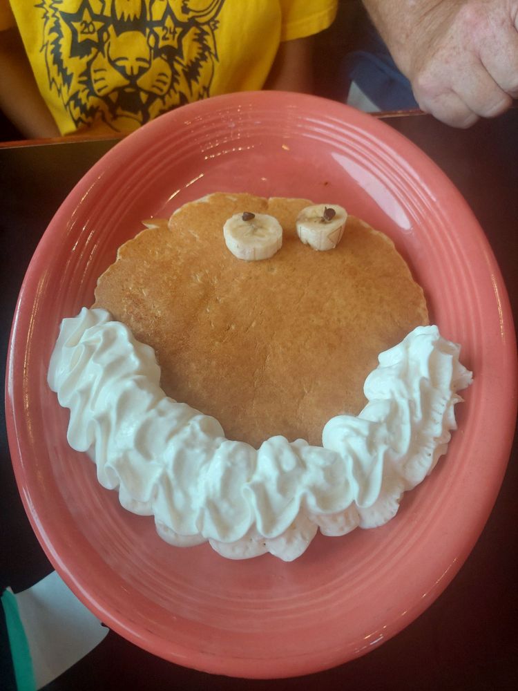 Sunrise the Breakfast Place Logo