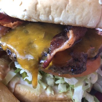 Red Horse Diner - Burgers Near Me - Ellensburg, Washington Red Horse Diner - Burgers Near Me - Ellensburg, Washington