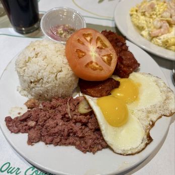 Cafe Colma - Corn beef + tocino silog - Filipino Near Me - Colma, California