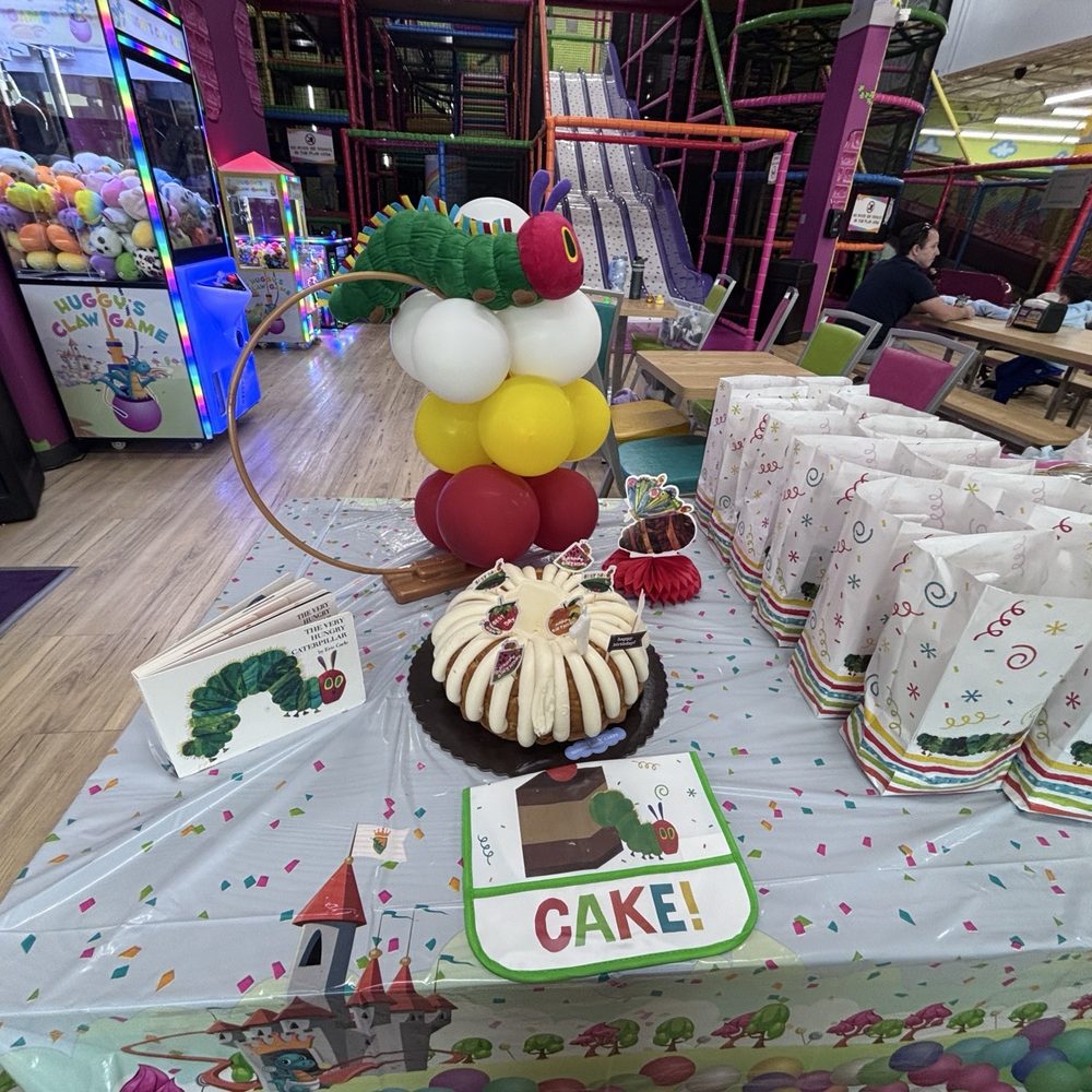 Nothing Bundt Cakes - Bakeries Near Me - Pembroke Pines, Florida Nothing Bundt Cakes - Bakeries Near Me - Pembroke Pines, Florida