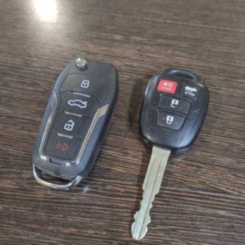 Valley Auto Keys - 2015 TOYOTA RAV4 FLIP KEY UPGRADE. - Keys & Locksmiths Near Me Valley Auto Keys - 2015 TOYOTA RAV4 FLIP KEY UPGRADE. - Keys & Locksmiths Near Me