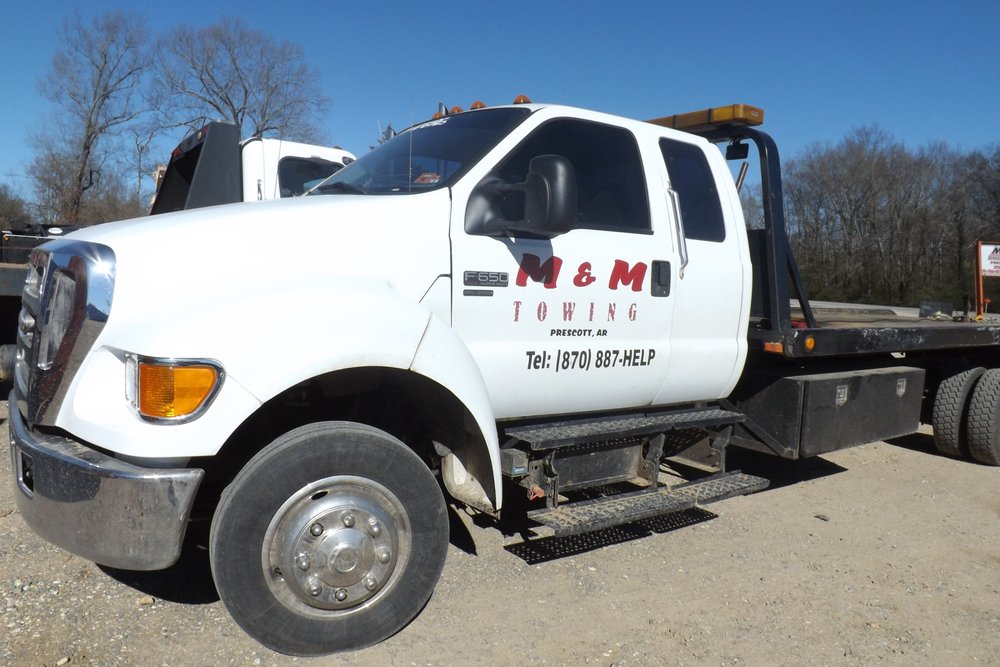 M & M WRECKER SERVICE Updated October 2024 1619 Highway 67 N