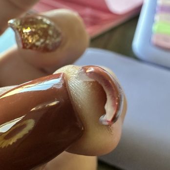 ARIA Nail Bar - Tempe - Didn't grind/file down underneath - Nail Salons Near Me - Tempe, Arizona