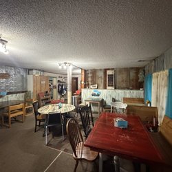 Lazy C's Grill - Non-Smoking Area