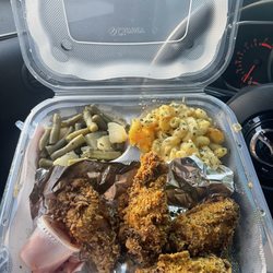 AMG Soul food - Icy's Fried Chicken Dinner