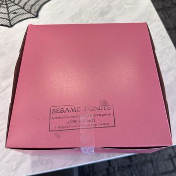 Sesame Donuts - Donut box - Donuts Near Me - San Diego, California Sesame Donuts - Donut box - Donuts Near Me - San Diego, California