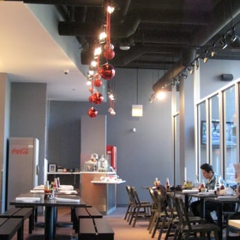 Chicago Waffles - interior - Breakfast & Brunch Near Me - Chicago, Illinois