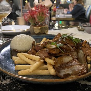 CVI.CHE 105 - Lomo Saltado (chicken) - Peruvian Near Me - Miami, Florida CVI.CHE 105 - Lomo Saltado (chicken) - Peruvian Near Me - Miami, Florida