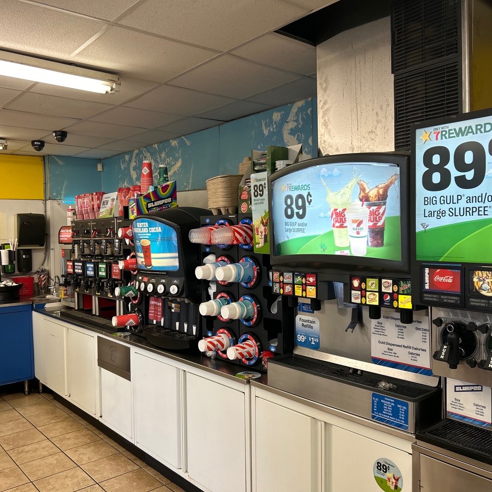 Stripes - Drink station - Convenience Stores Near Me - Port Aransas, Texas
