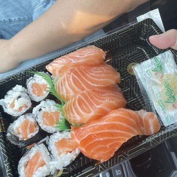 H Mart - Great Neck - salmon sushi - Grocery Near Me - Great Neck, New York H Mart - Great Neck - salmon sushi - Grocery Near Me - Great Neck, New York