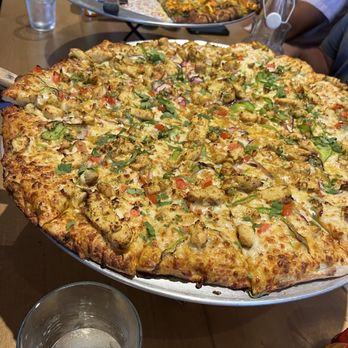 Curry Pizza House x Hidden Tap & Barrel - Extra large pizza - Pizza Near Me - San Diego, California