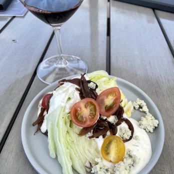 Robert Hall Winery - Wine Tasting Room Near Me - Paso Robles, California Robert Hall Winery - Wine Tasting Room Near Me - Paso Robles, California