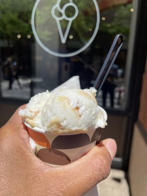Gelato Boy by null