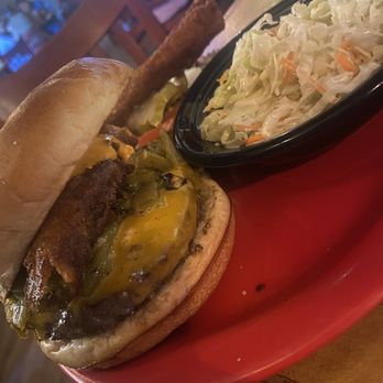 Mine Shaft Tavern - Mad Chile Buffalo Burger - American Near Me - Madrid, New Mexico