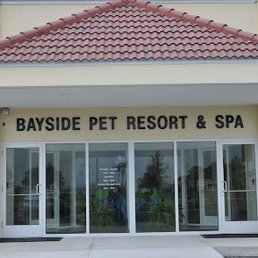Exterior outside entrance of Bayside Pet Resort - Sarasota, Florida Exterior outside entrance of Bayside Pet Resort - Sarasota, Florida