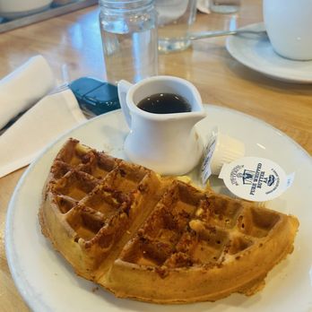Yolk - South Loop - Breakfast & Brunch Near Me - Chicago, Illinois