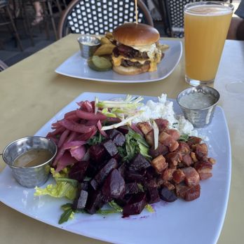 District Bar and Kitchen - Beet salad & burger - Bars Near Me - Ocala, Florida District Bar and Kitchen - Beet salad & burger - Bars Near Me - Ocala, Florida