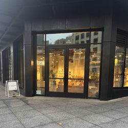 Art On The Table - Street View