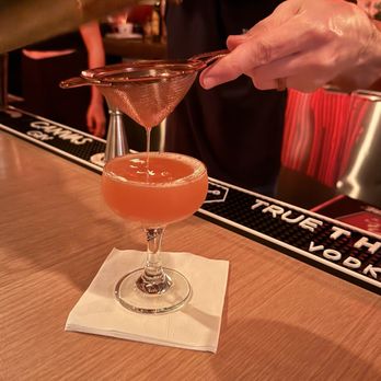 Junction Underground - Paper Plane - Music Venues Near Me - Toronto, Ontario Junction Underground - Paper Plane - Music Venues Near Me - Toronto, Ontario
