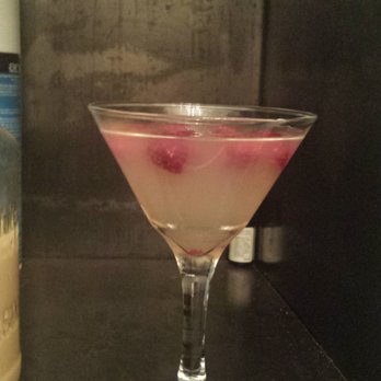 Pearle Studios - Grab yourself a lemon raspberry vodkatini!  Or 2.. or 3...  ;-) - Hair Salons Near Me - Reno, Nevada