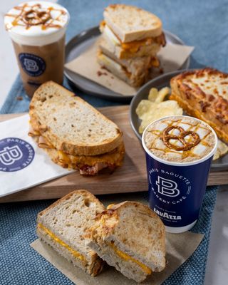 Paris Baguette by null