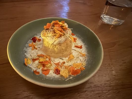 Broken Spanish Comedor by null