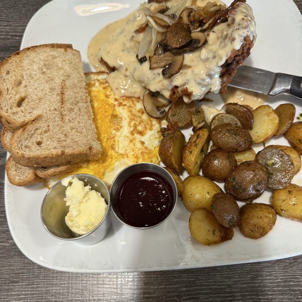 The Brunch House - Country Fried Steak - Breakfast & Brunch Near Me - Temecula, California The Brunch House - Country Fried Steak - Breakfast & Brunch Near Me - Temecula, California