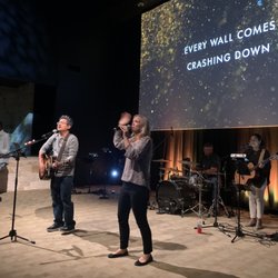 Grace Community Fellowship - Worship in His Presence!