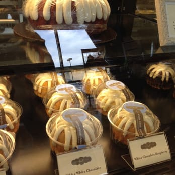 Nothing Bundt Cakes - Bakeries Near Me - Plano, Texas