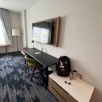 Fairfield by Marriott Inn & Suites Columbus, IN - Room - Hotels Near Me - Columbus, Indiana